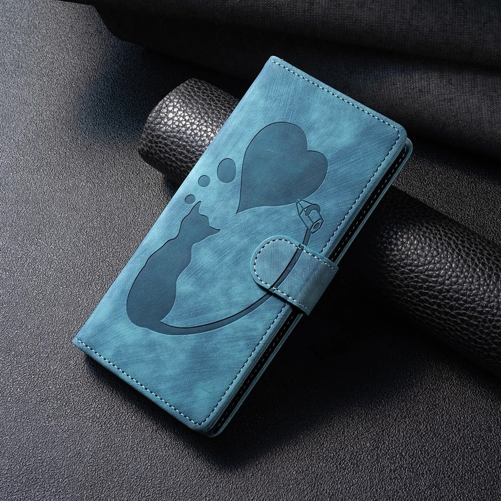 etui telephone bleu motif chat coeur table noire