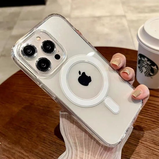 coque transparente avec cercle magnetique