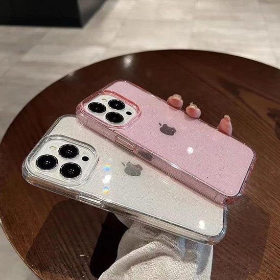 coque transparente claire et rose a paillettes
