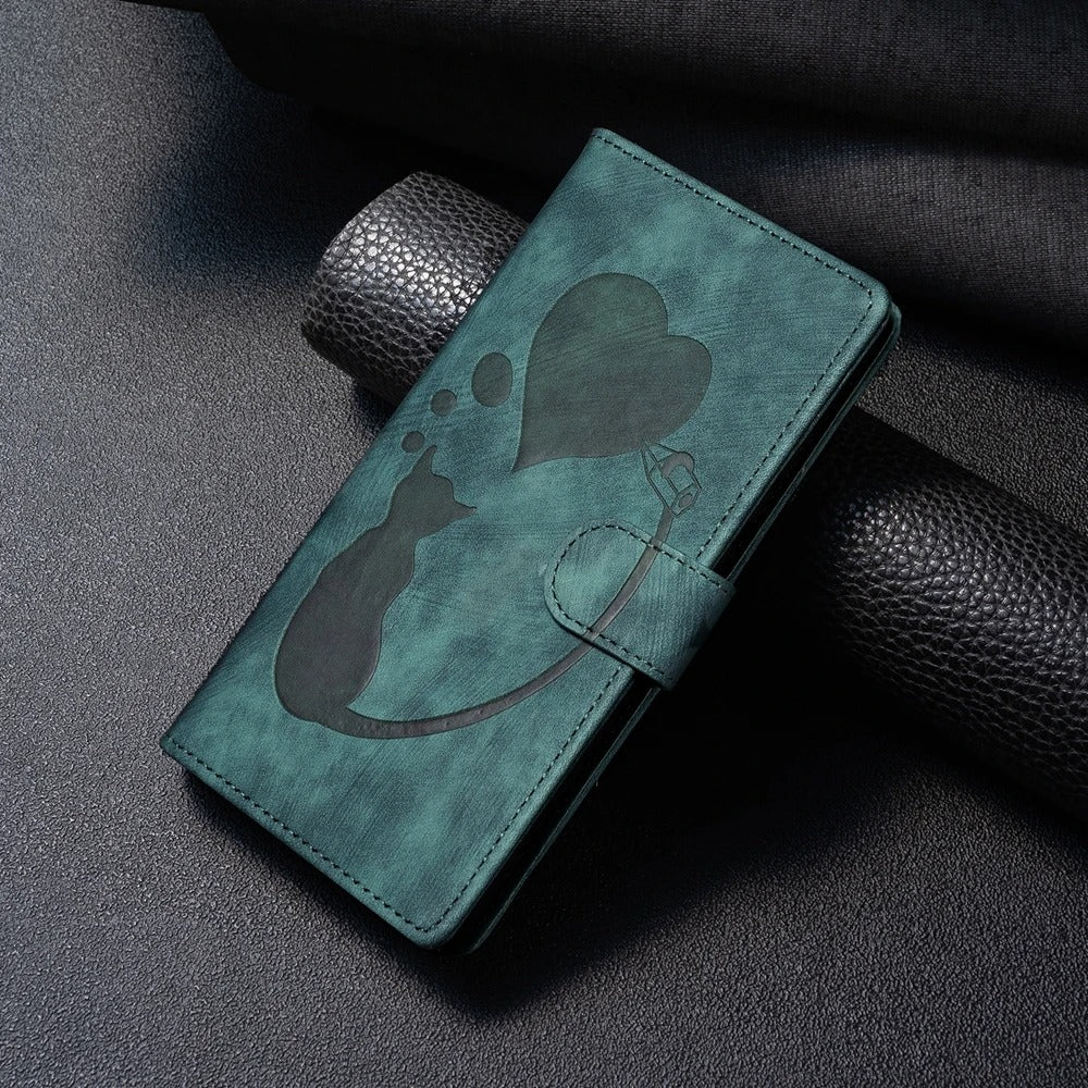 etui telephone vert motif chat coeur table noir